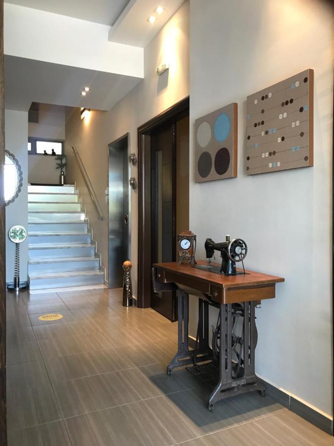 מלון טולון Onira Boutique מראה חיצוני תמונה
